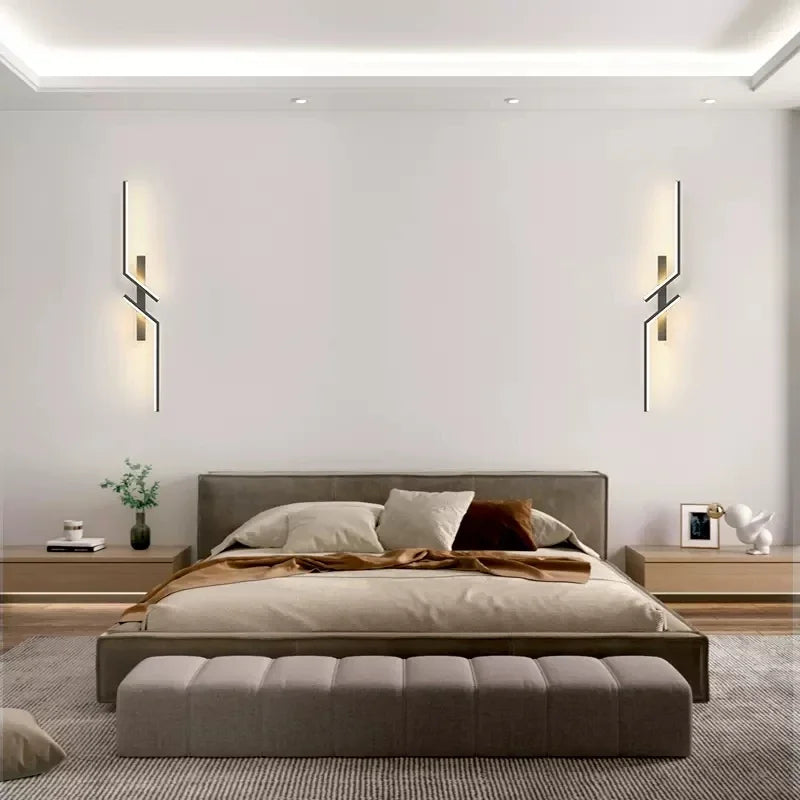 Elegant Sleek Wall Light