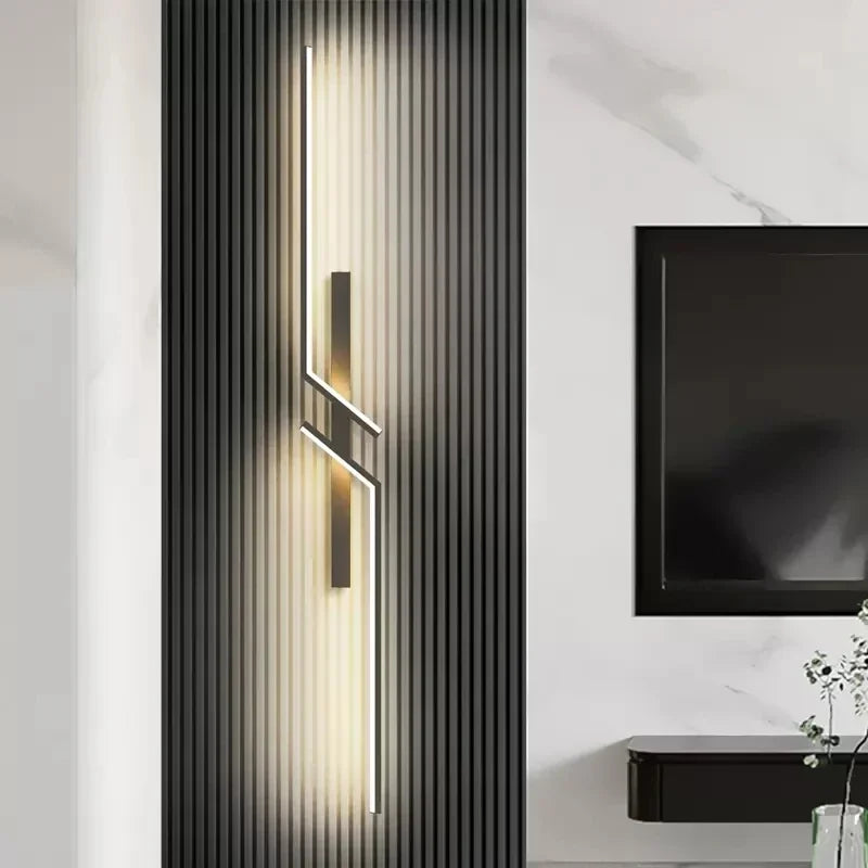 Elegant Sleek Wall Light
